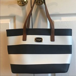 Michael Kors Saffiano tote
